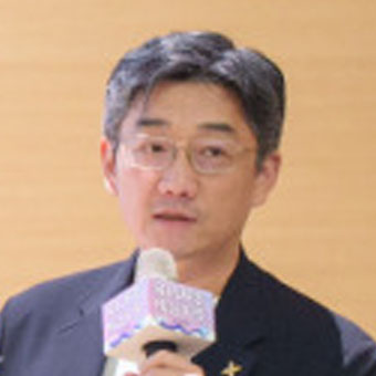 余崇立
